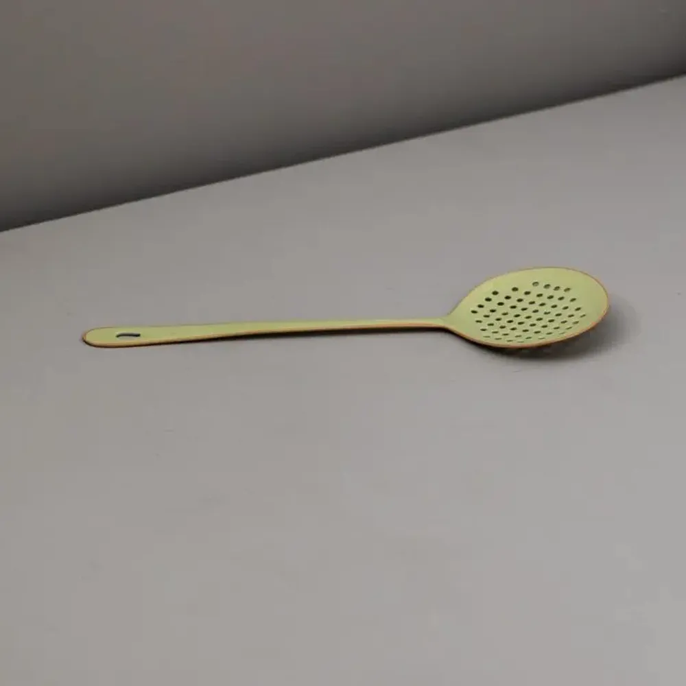 Kitchen utensils - Harlow Bright Enamel utensils - BE HOME