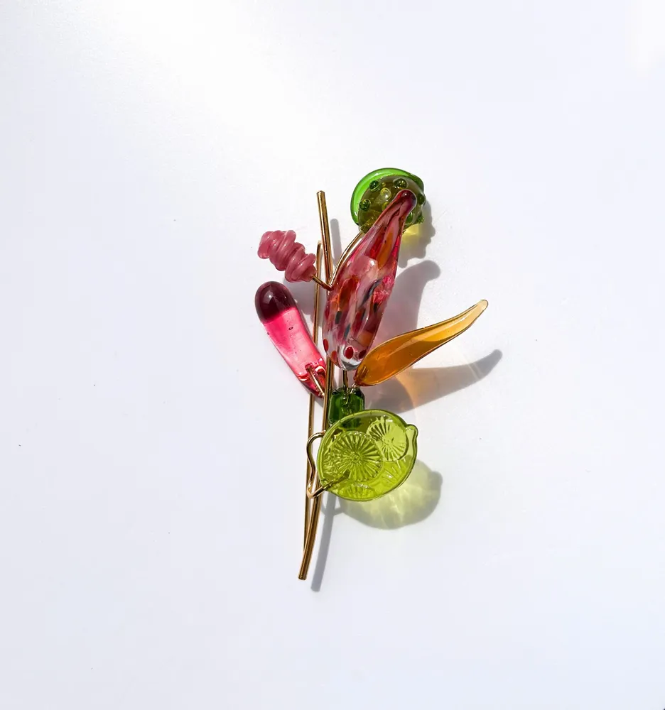 Gifts - 18 carat gold-plated brooch and artisan Murano glass - CHAMA NAVARRO