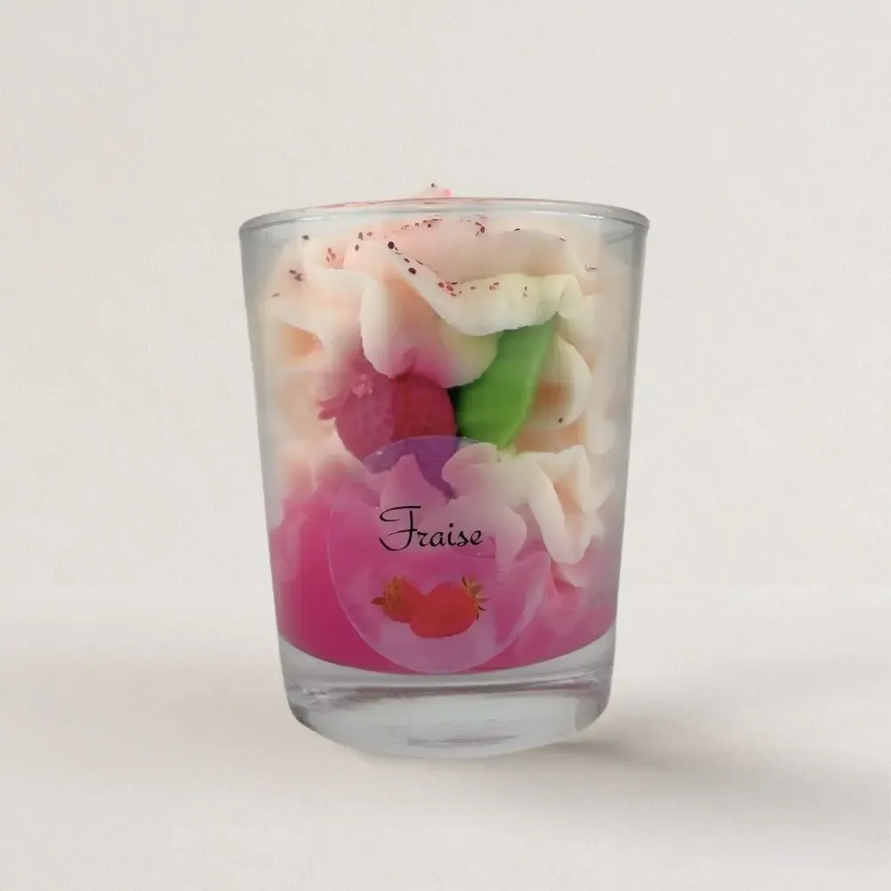 Gifts - Strawberry scented candle - 200ml - MURI CREATIONS