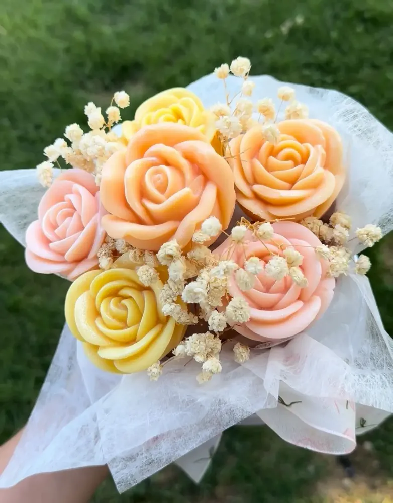 Gifts - Fondant Flower Bouquets - Customizable - MURI CREATIONS