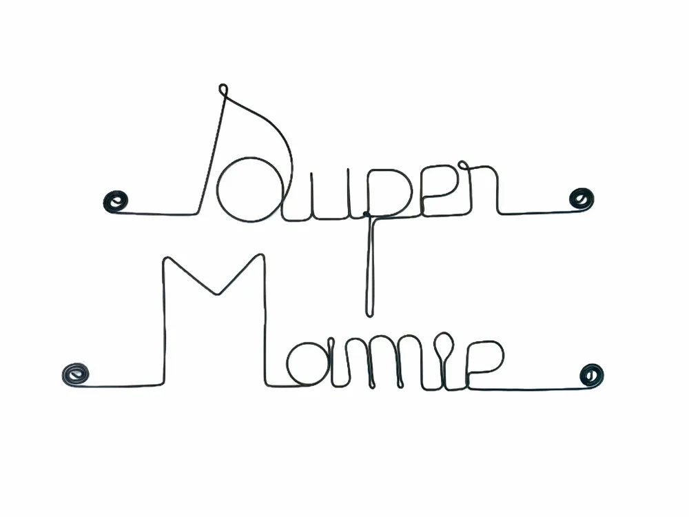 Decorative objects - Wire Wall Decoration\" Super Granny\” - to pin - BIJOUX DE MUR