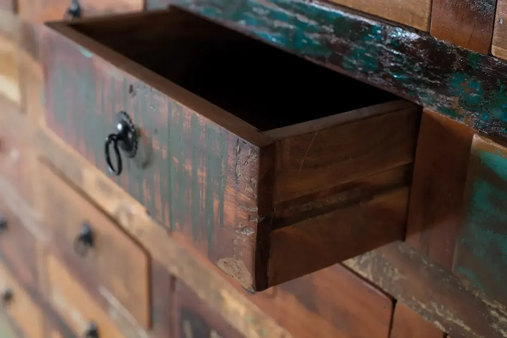 Buffets - Buffet avec 28 tiroirs en bois recyclé fabriqué à la main - GINER Y COLOMER