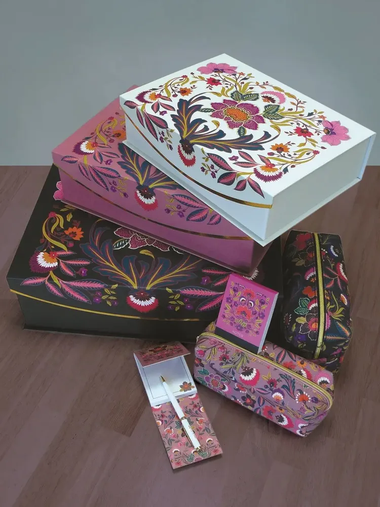 Stationery - Nested storage boxes, decorated - ESPRIT BRITISH BY MAISON ROYAL GARDEN