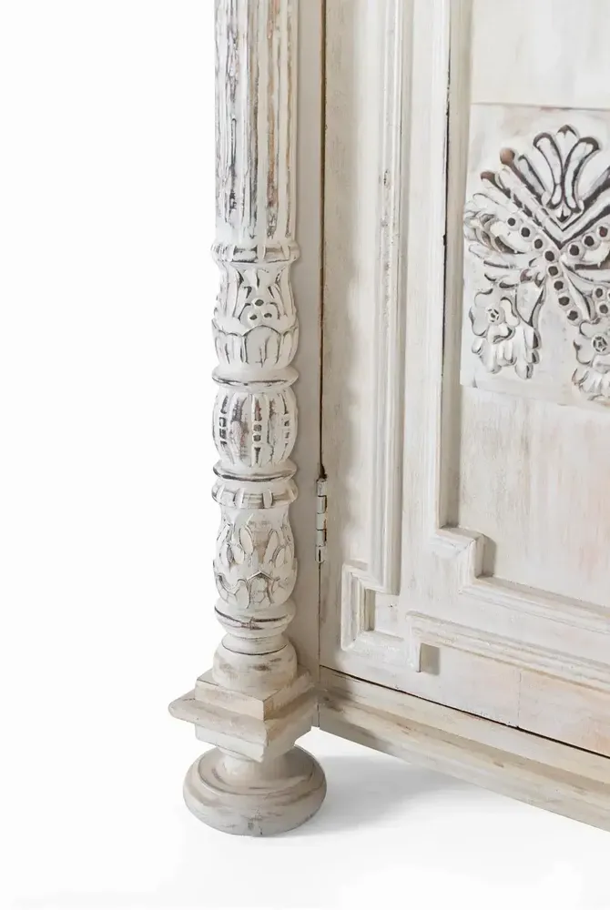 Armoires - Armoire manguier blanc vieilli touche sophistiquée - GINER Y COLOMER