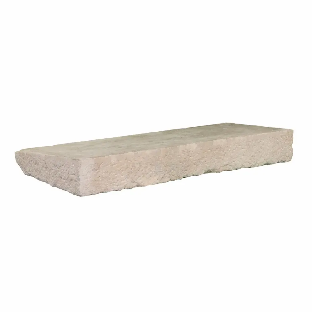 Cheminées - Dalle en pierre calcaire blanc cassé – Sobriété minérale Wabi-Sabi - MAISON LEON VAN DEN BOGAERT ANTIQUE FIREPLACES AND RECLAIMED DECORATIVE ELEMENTS