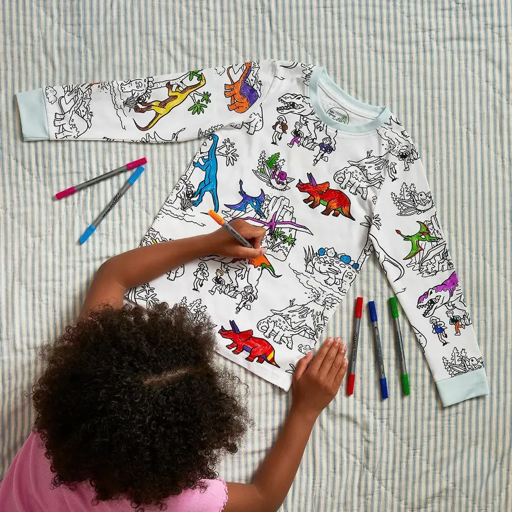 Children's arts and crafts - Colour-in pyjamas - EATSLEEPDOODLE