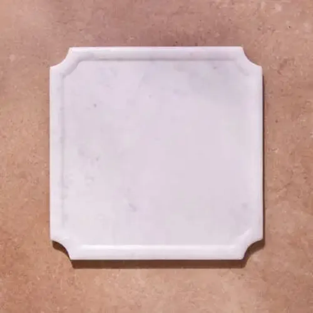 Plateaux - Plateaux en marbre blanc avec contour - BE HOME