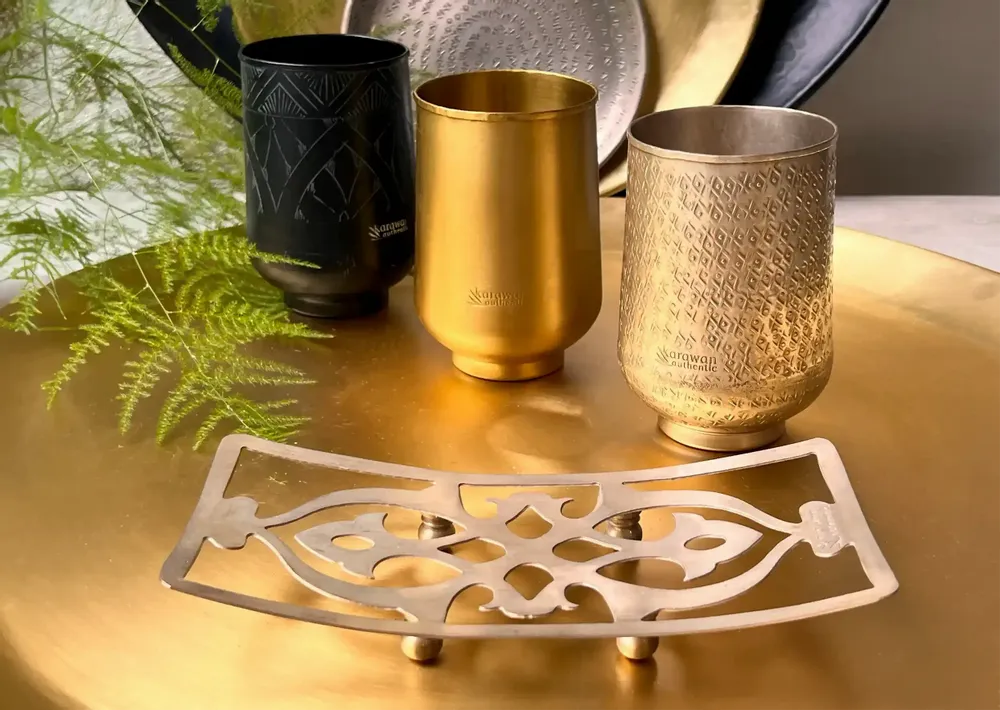 Porte-savons - SUPPORT DE SALLE DE BAIN EN LAITON LISSE 'NAÏRI' - KARAWAN AUTHENTIC