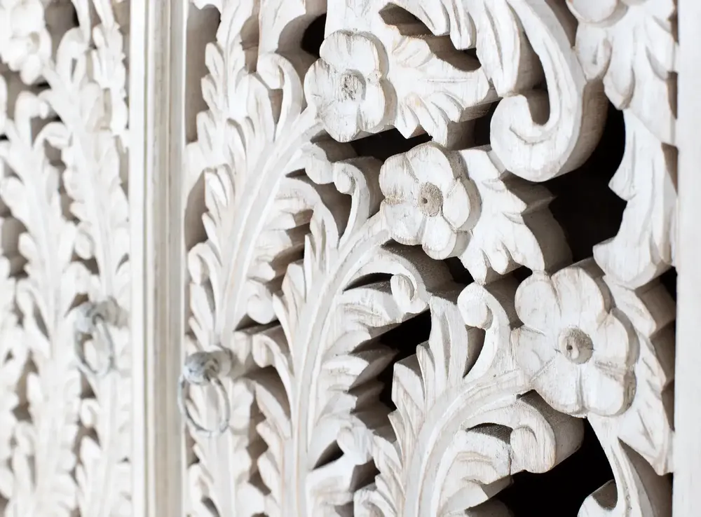 Wardrobe - White aged mango wood cabinet - GINER Y COLOMER
