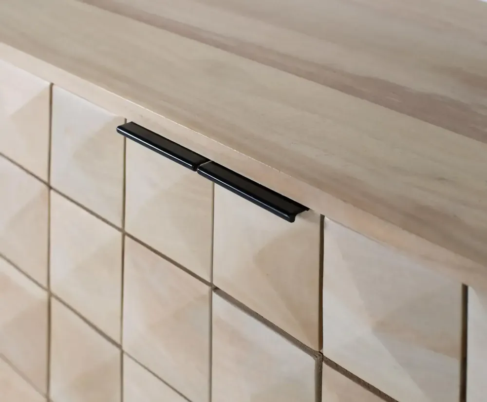 Sideboards - Hand-carved and handcrafted mango wood sideboard, 180 cm - GINER Y COLOMER