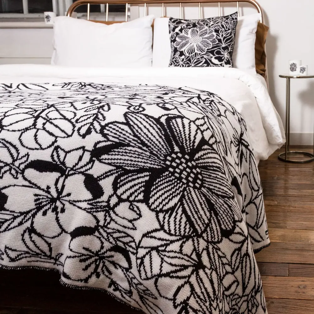 Throw blankets - 160x180cm Reversible Wool Blanket, 'Floral Figment' - SHAKU