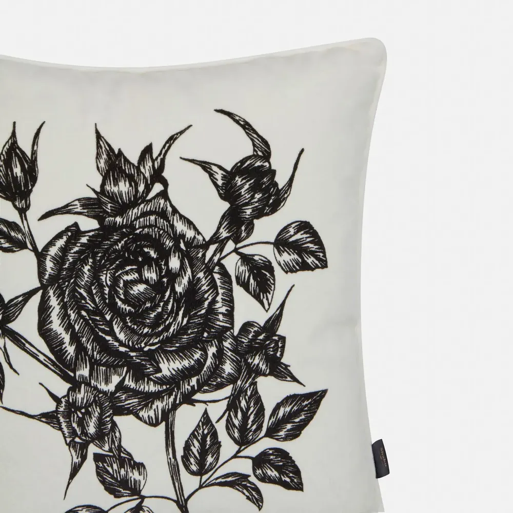 Fabric cushions - Rose Bramble Velvet Cushion Cover, 40x40cm - SHAKU