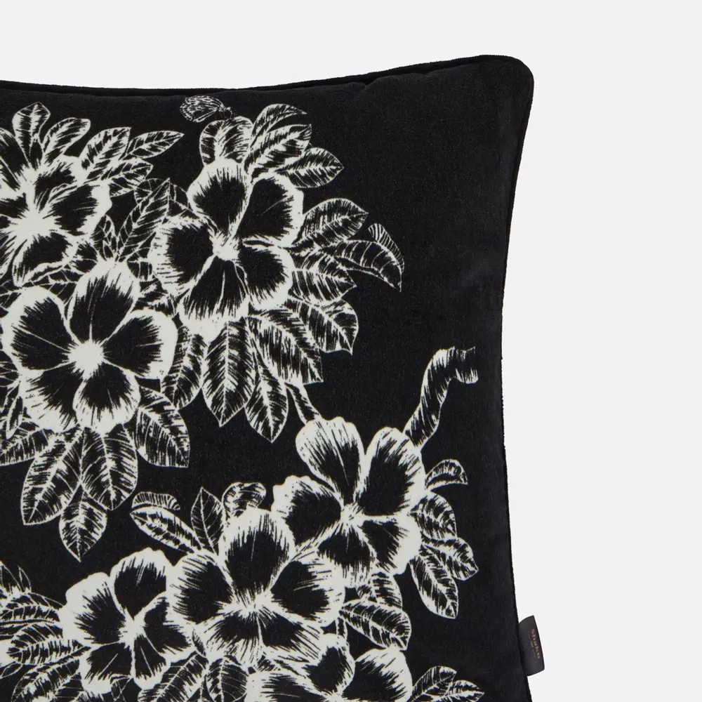 Fabric cushions - 'Lei' Velvet Cushion Cover, 40 x 40cm - SHAKU