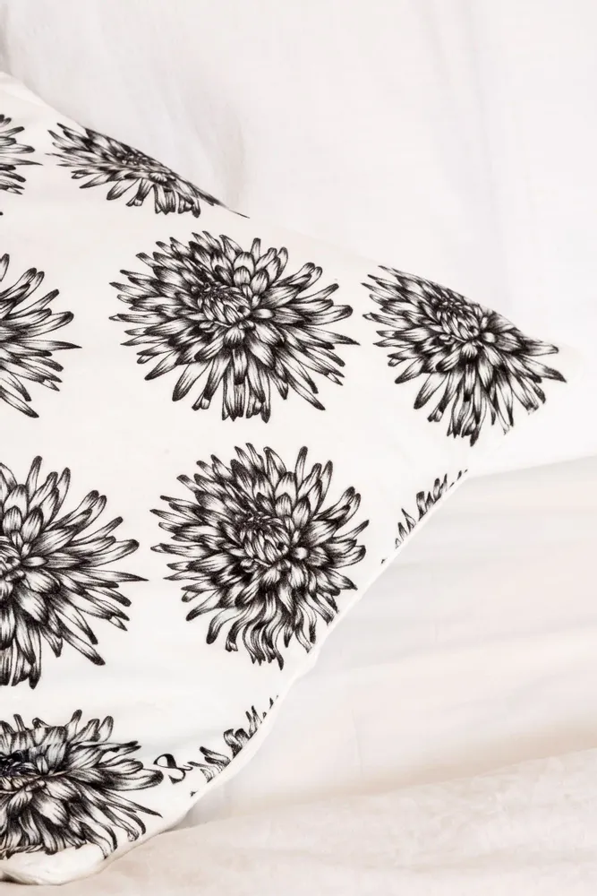 Fabric cushions - 'Dahlia' Velvet Cushion Cover, 60x60cm - SHAKU