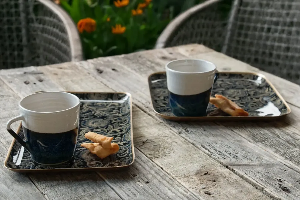 Trays - Plateaux métal émaillé - MAISON LILO