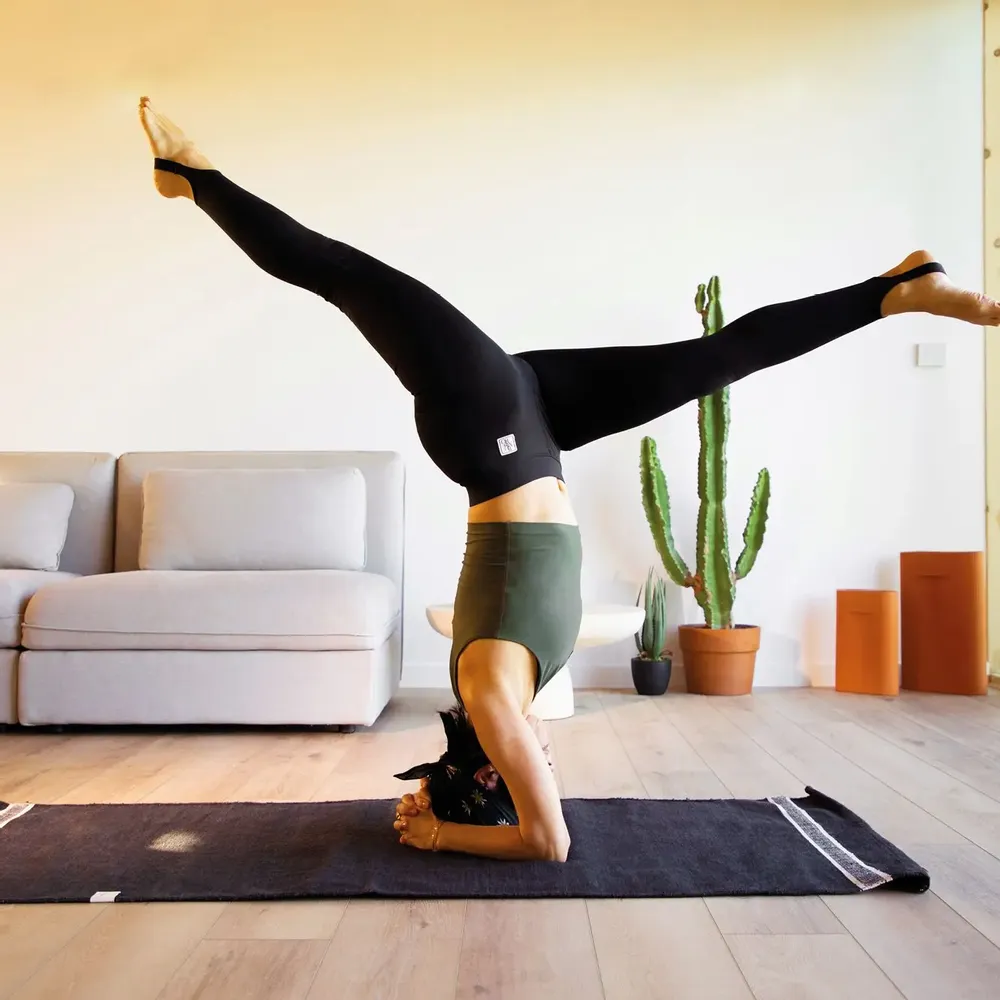 Contemporary carpets - VIRAT HERBAL, the traditional and nomadic yoga mat - MAHOLA YOGA