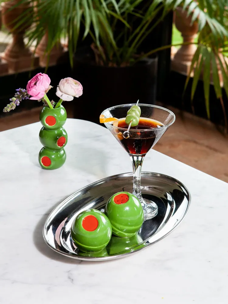 Kitchen utensils - Olive salt & pepper Shakers - THE WOW EFFECT COMPANY
