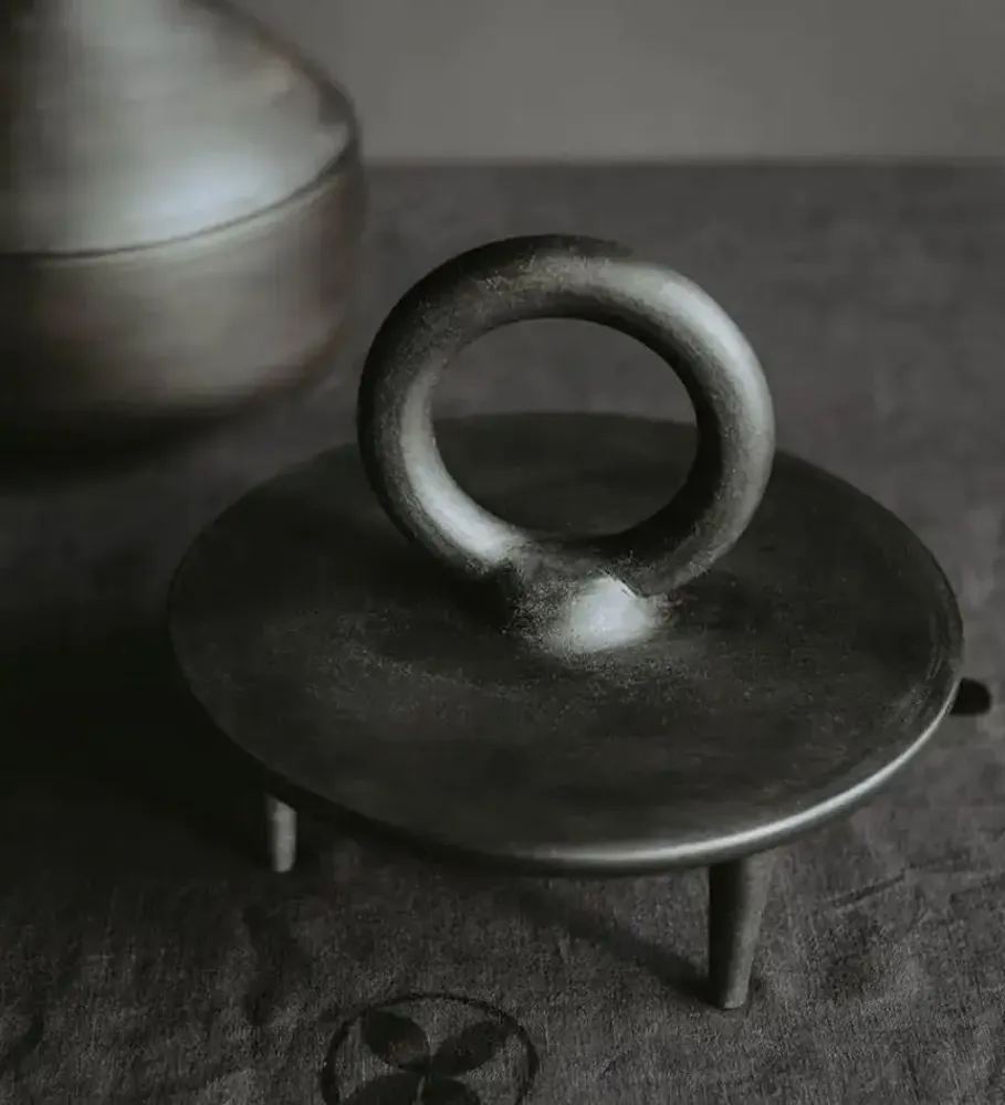 Plats et saladiers - Petit plateau Guculia.Tini - GALERIE SANA MOREAU