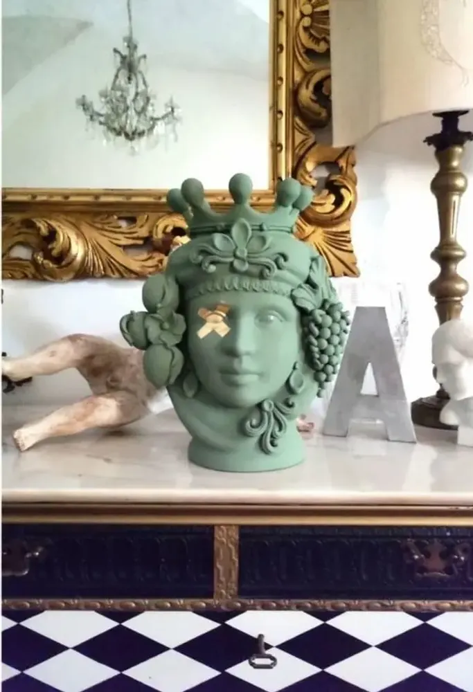 Sculptures, statuettes and miniatures - CATANIA - MOSCHE BIANCHE