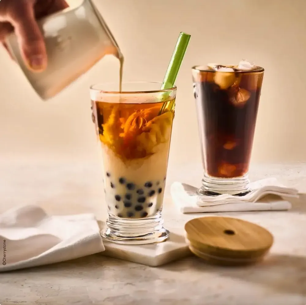 Glass - BUBBLE TEA BEE box with lid and green straw - LA ROCHÈRE