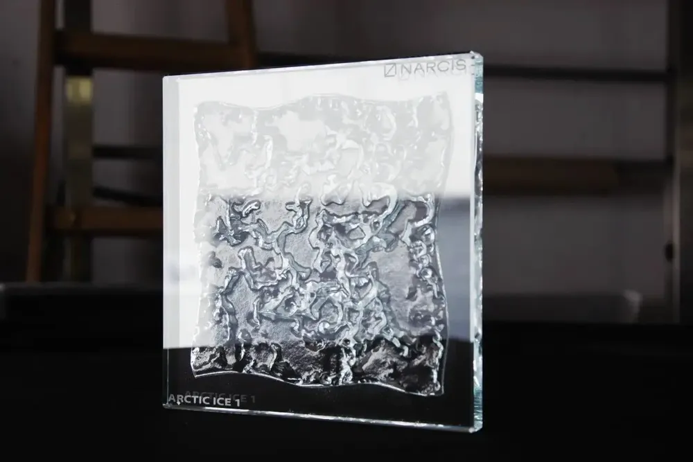 Conference tables - Arctic Ice - NARCIS
