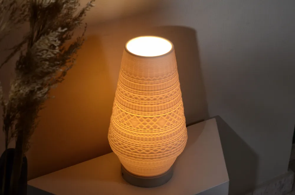 Table lamps - MACRAME porcelain table lamp - KERAMIK