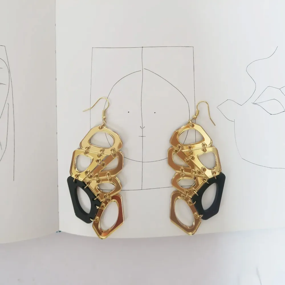 Bijoux - Voronoi Earrings – Bold Architectural Statement Jewelry - PAMELA COROMOTO
