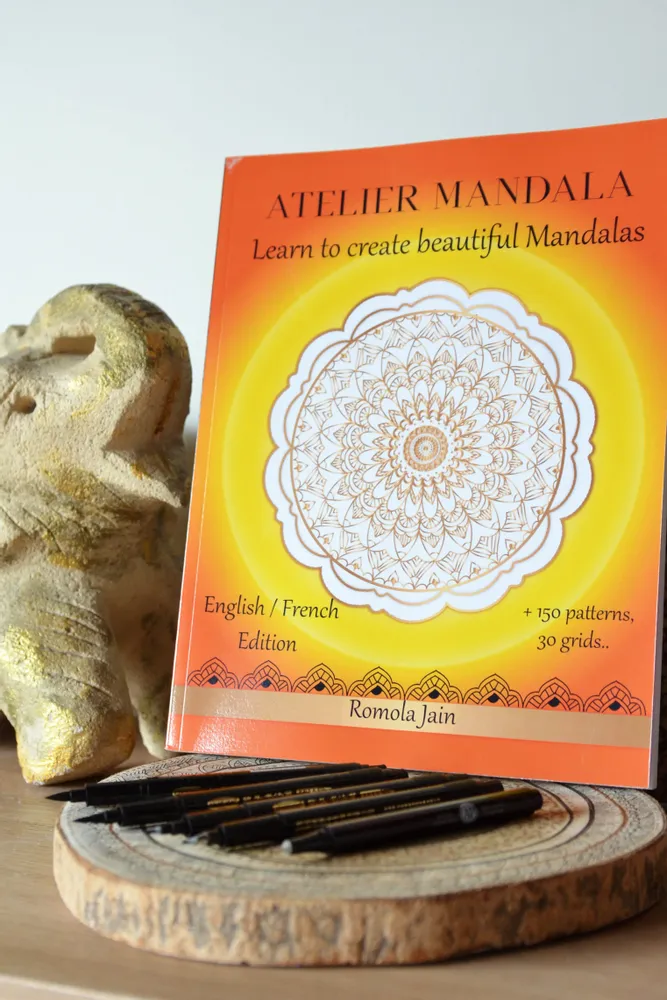 Gifts - "Atelier Mandala for Everyone" ® book – learn to draw your own mandala - ATELIER MANDALA