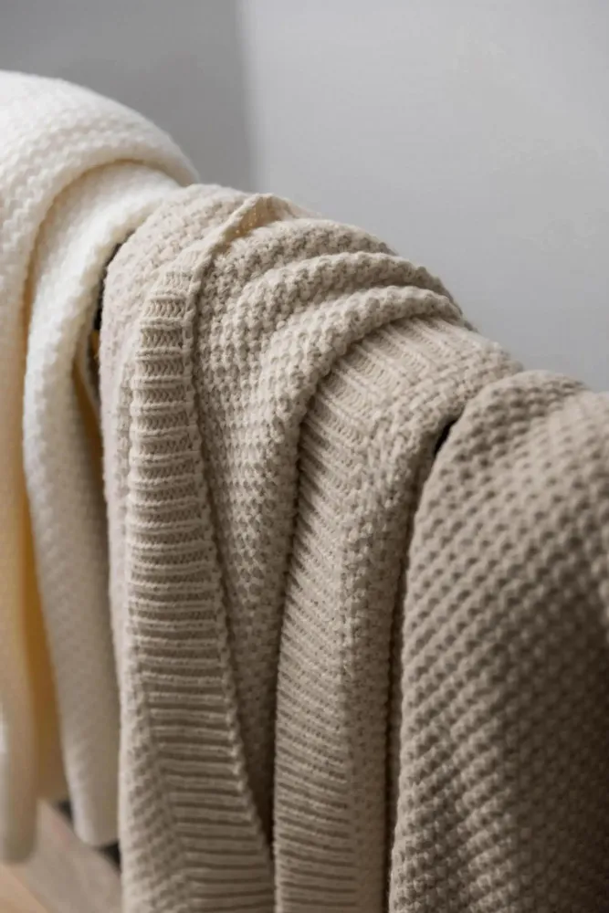 Plaids - Plaid tricot recyclé Danilo Naturel 130 x 160 - MAISON VIVARAISE - SDE VIVARAISE WINKLER