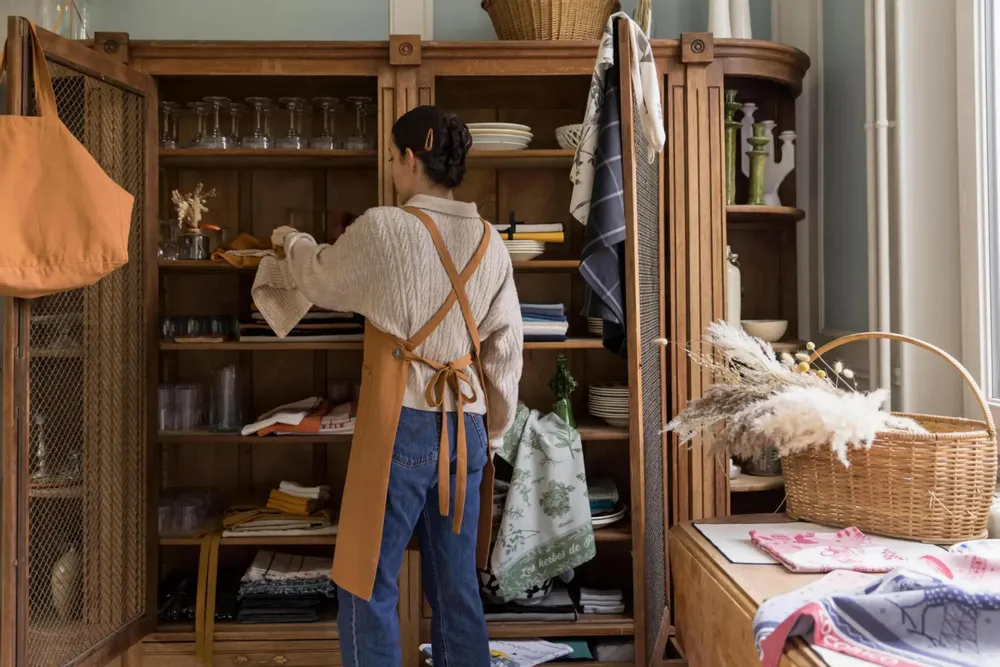 Kitchen linens - Recycled kitchen apron with pockets Artisan Cannelle 72 X 85 - MAISON VIVARAISE - SDE VIVARAISE WINKLER
