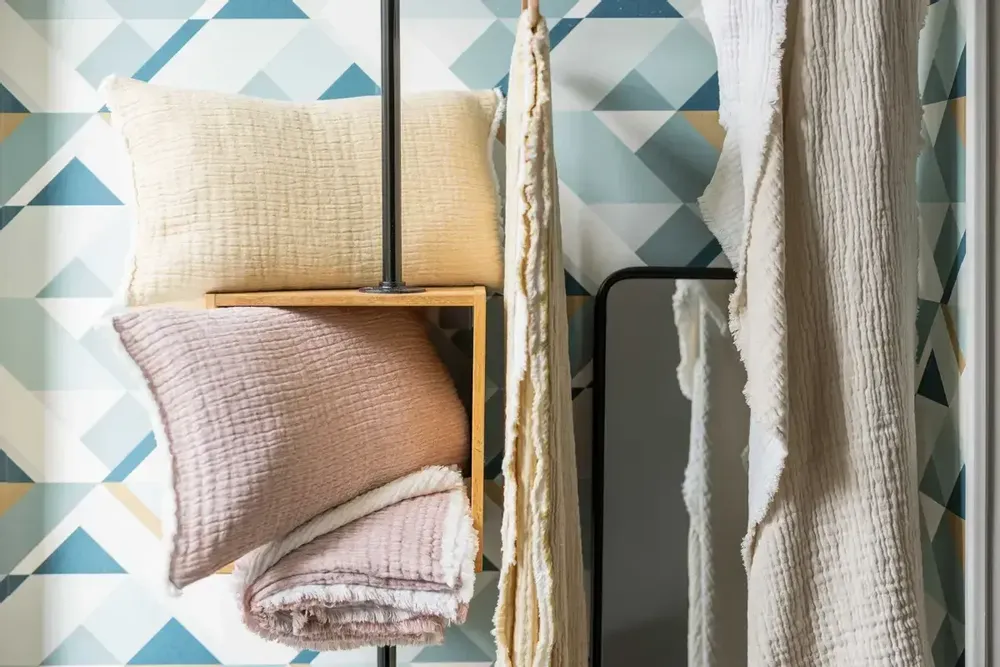 Throw blankets - Emilio Throw Blanket Terracotta 130 X 200 - MAISON VIVARAISE - SDE VIVARAISE WINKLER