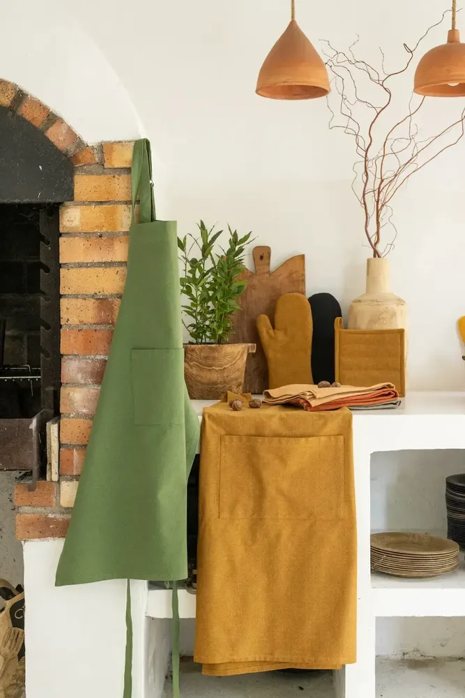Aprons - Dario Recycled Kitchen Apron Vert 85 X 72 - MAISON VIVARAISE - SDE VIVARAISE WINKLER