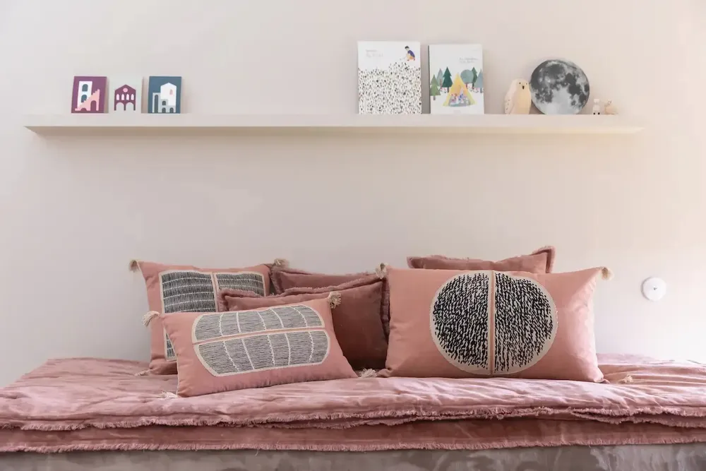 Throw blankets - Plain Fara Throw Bois de rose 135 X 200 - MAISON VIVARAISE - SDE VIVARAISE WINKLER