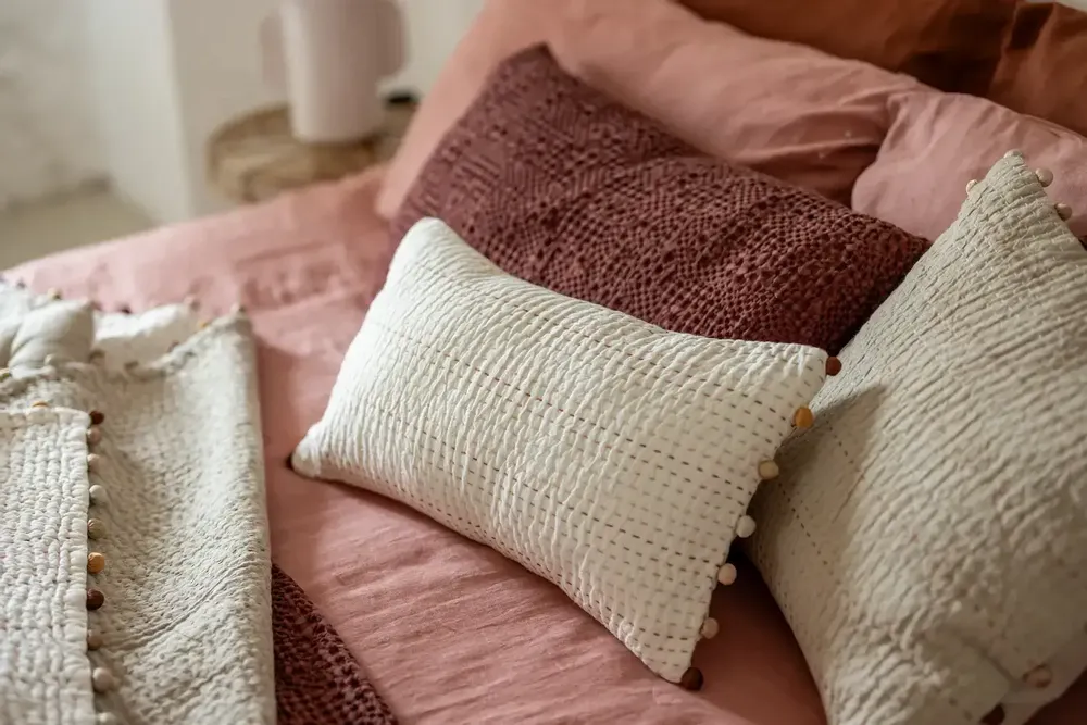 Coussins - Coussin uni Gastounet Sienne 30 x 50 - MAISON VIVARAISE - SDE VIVARAISE WINKLER