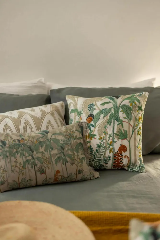 Coussins - Coussin brodé Raja Multico 45 x 45 - MAISON VIVARAISE - SDE VIVARAISE WINKLER