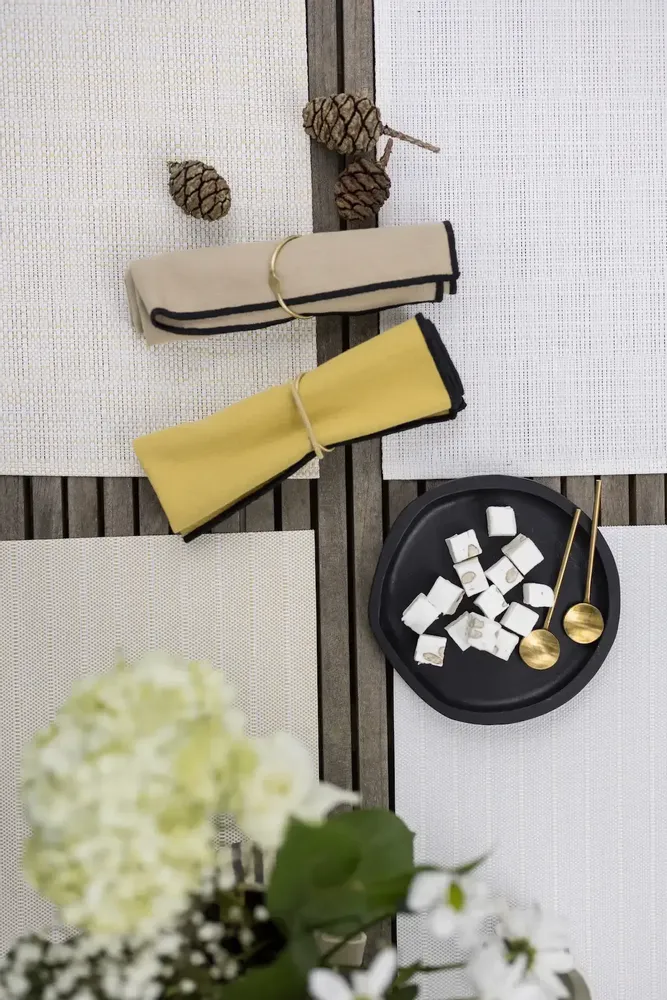 Table cloths - Canna Placemat Set Neige/Or 33 X 45 - MAISON VIVARAISE - SDE VIVARAISE WINKLER