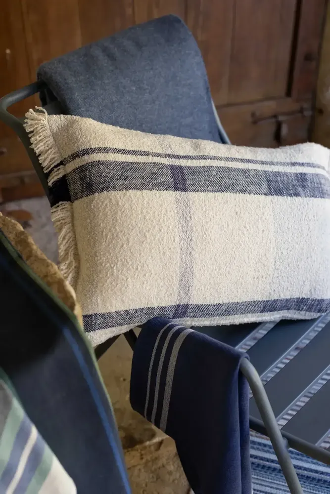 Coussins - Coussin jacquard Jane Multico marine 40 x 65 - MAISON VIVARAISE - SDE VIVARAISE WINKLER