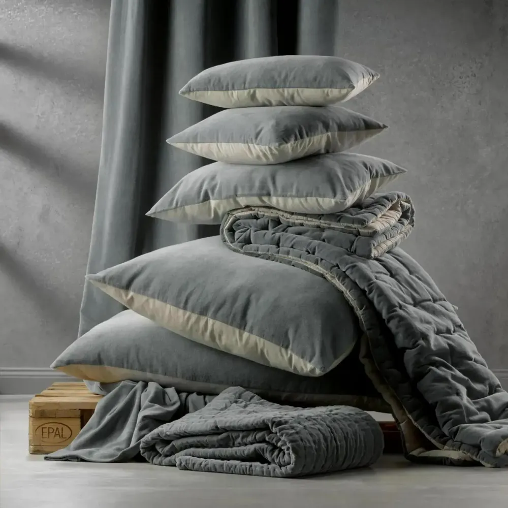 Coussins - Coussin uni Elise Cobalt 45 X 45 - MAISON VIVARAISE - SDE VIVARAISE WINKLER