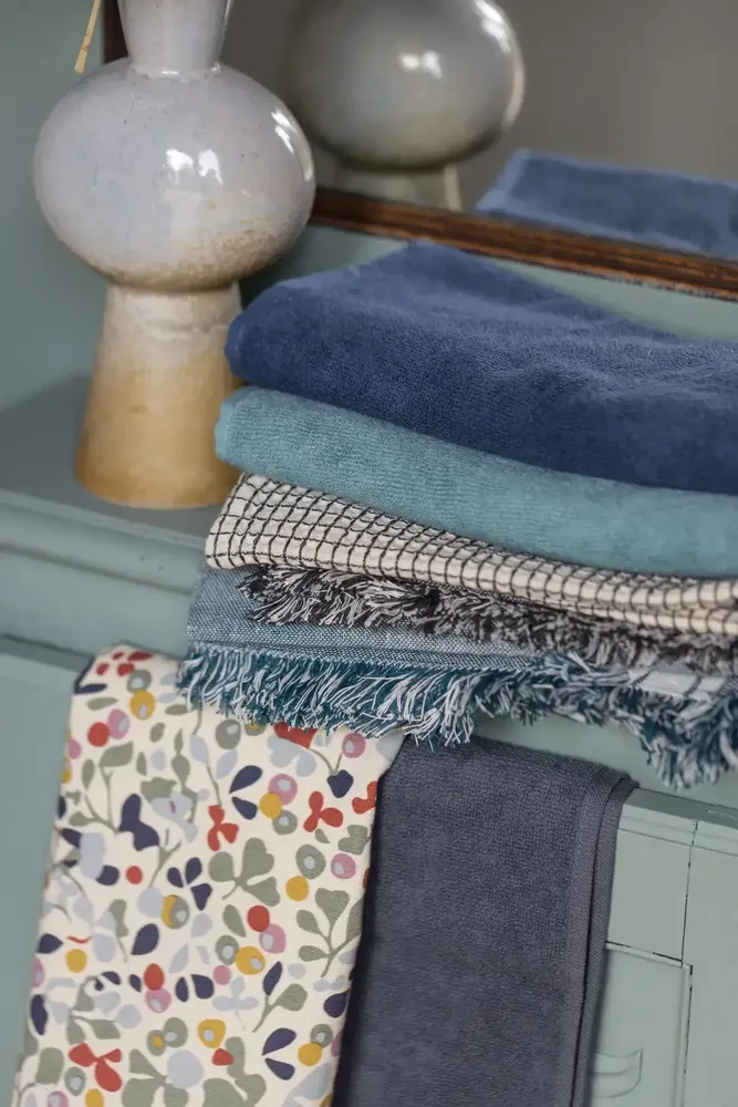 Kitchen utensils - Curl Eyelet Hand Towel Encre 50 X 50 - MAISON VIVARAISE - SDE VIVARAISE WINKLER