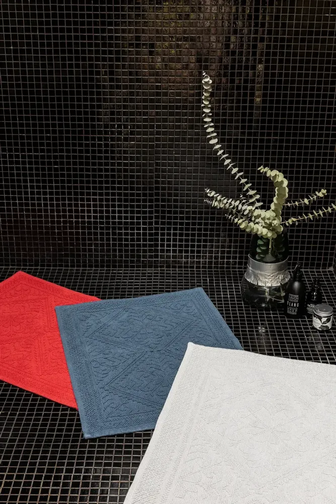 Other bath linens - Enzo Bath Mat Brique 54 X 64 - MAISON VIVARAISE - SDE VIVARAISE WINKLER