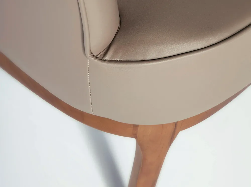 Armchairs - Armchair upholstered in leatherette - ANGEL CERDÁ