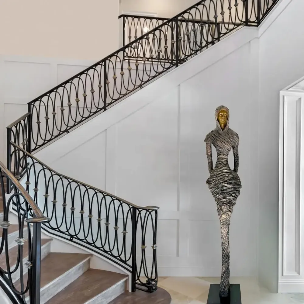 Unique pieces - ALIA Bronze sculpture - LUSSOU-SCULPTEUR