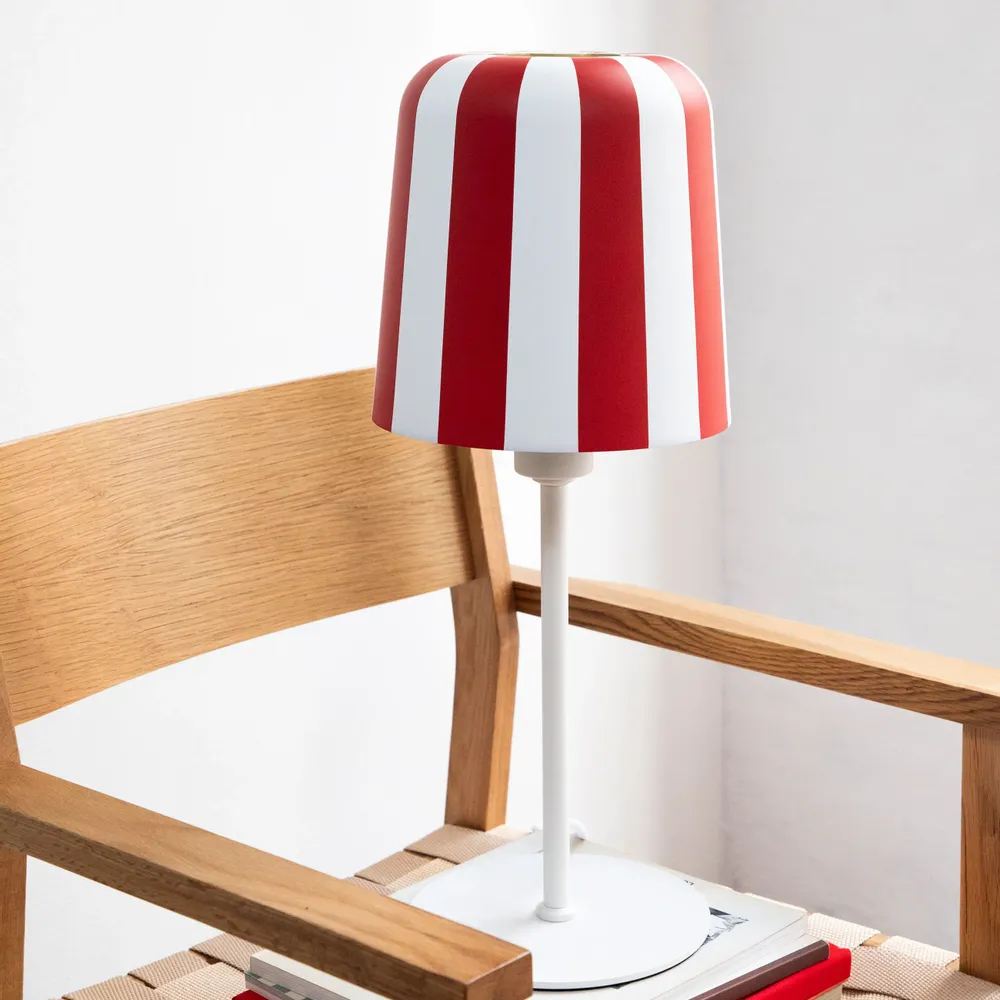 Lampes de bureau  - Lampe de table grise à rayures rouges foncées - DYBERG LARSEN