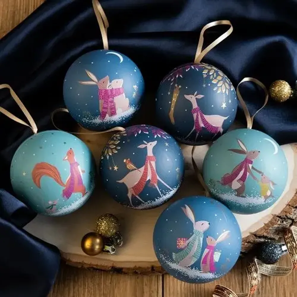 Gifts - Sara Miller London metal tins - ESPRIT BRITISH BY MAISON ROYAL GARDEN