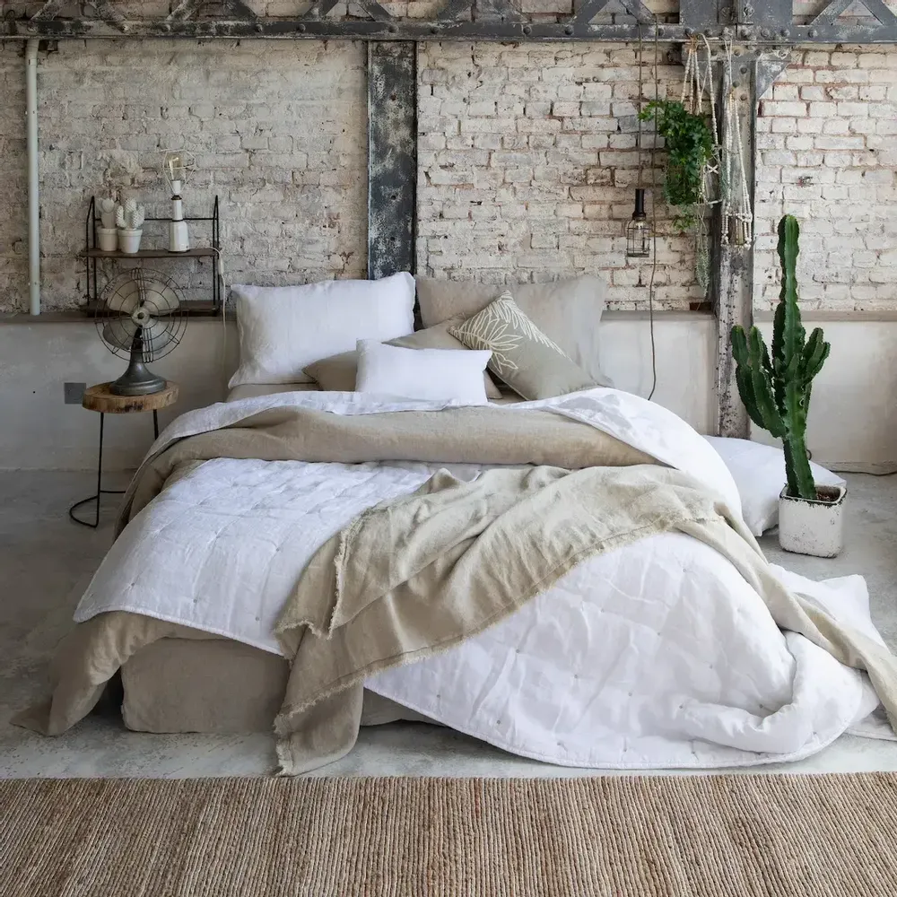 Bed linens - Zeff Bed Runner Vert de gris 90 X 240 - MAISON VIVARAISE - SDE VIVARAISE WINKLER