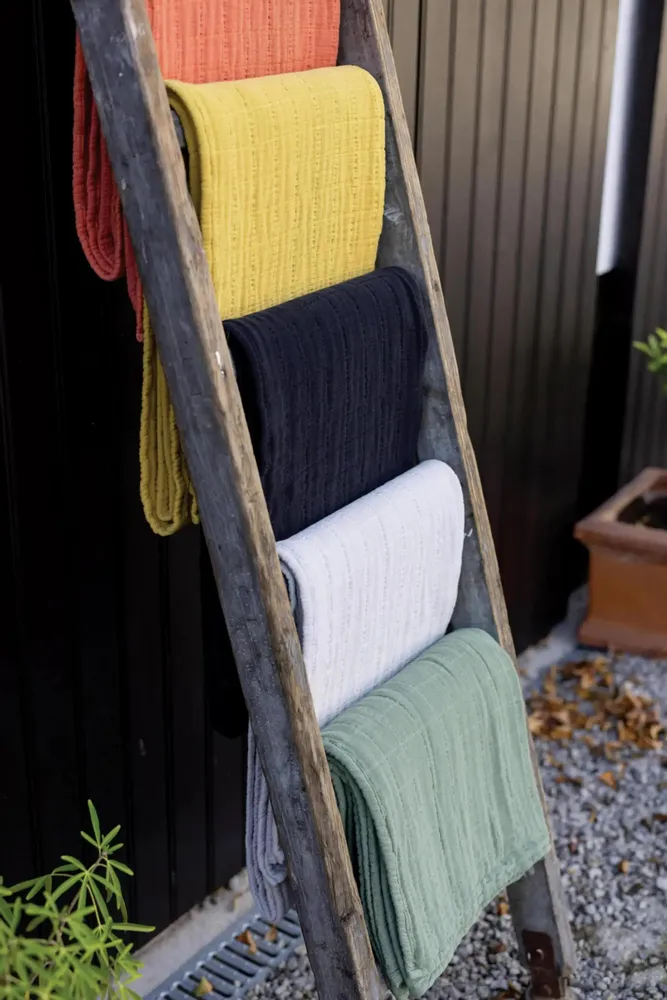 Linge de lit - Jeté recyclé Lisa Verveine 240 x 260 - MAISON VIVARAISE - SDE VIVARAISE WINKLER