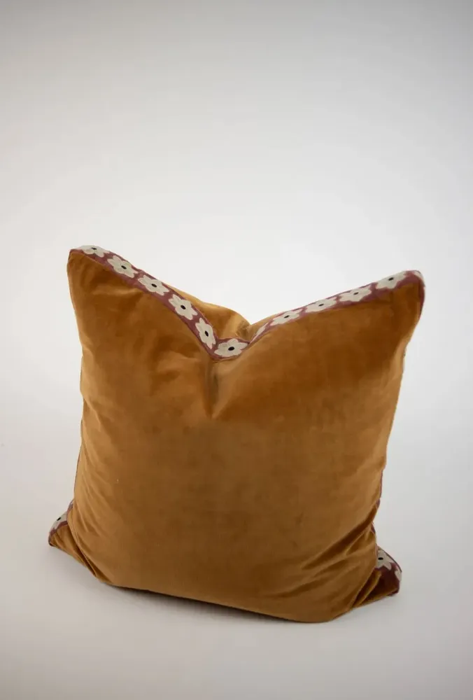 Fabric cushions - Daisy - OLSSON & JENSEN