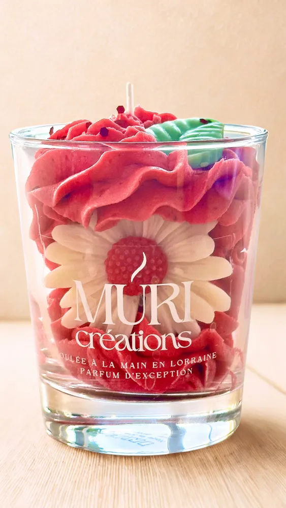 Gifts - Candy Apple scented candle - 200ml - MURI CREATIONS