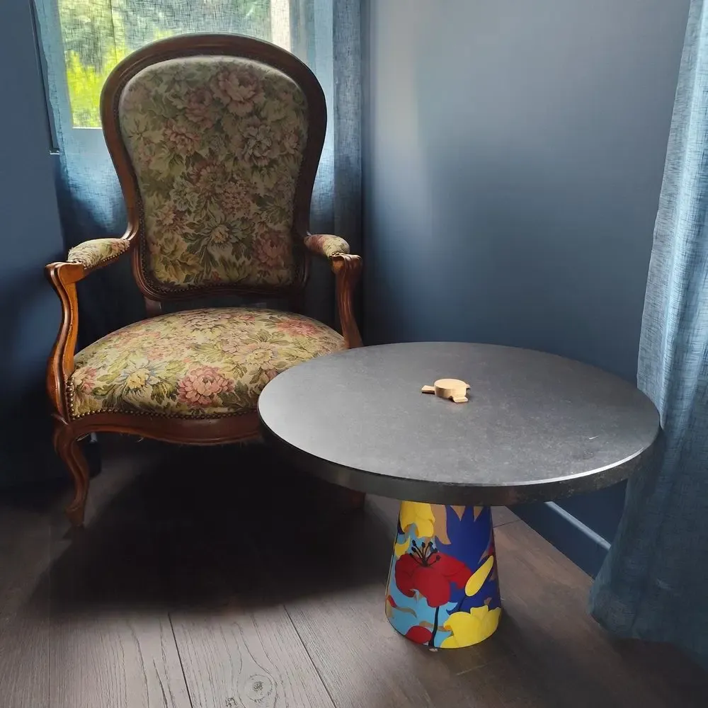 Coffee tables - Coffee table, limited series in collaboration with artist - piece 1/5 - C'EST BIEN FAIT