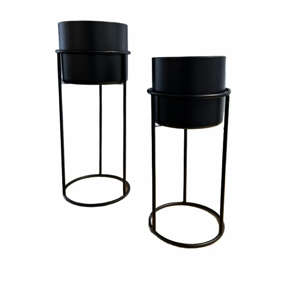 Décorations florales - Cache pots en métal - HENDRIKS DECO BV